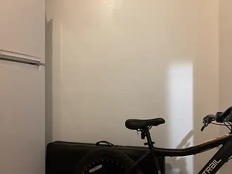 latinoxx1992 online show from 02.26.26