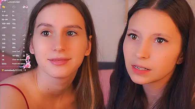 GabrielleLynchard online show from 11.17.25