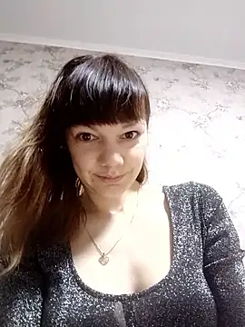 Snapshot of AliceSwan1122 chatting on 11.06.25 AliceSwan1122 online show from 11.06.25