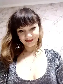 Snapshot of AliceSwan1122 chatting on 11.23.25 AliceSwan1122 online show from 11.23.25