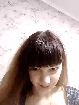 Snapshot of AliceSwan1122 chatting on 11.28.25 AliceSwan1122 online show from 11.28.25