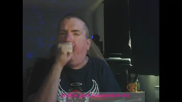 Snapshot of Sex_and_loves chatting on 11.05.25 Sex and loves online show from 11.05.25