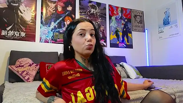 Snapshot of KiraQuinn1 chatting on 09.20.25 KiraQuinn1 online show from 09.20.25