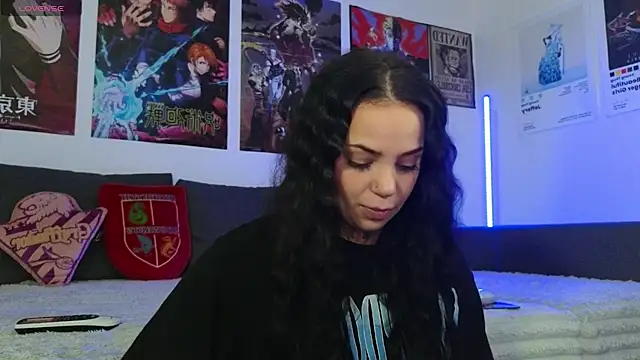 Snapshot of KiraQuinn1 chatting on 10.06.25 KiraQuinn1 online show from 10.06.25