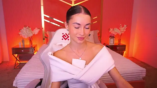 CherryyLulu online show from 10.21.25