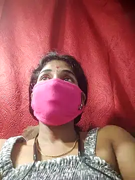 Snapshot of TAMIL_MEENUMA chatting on 11.28.25 TAMIL MEENUMA online show from 11.28.25