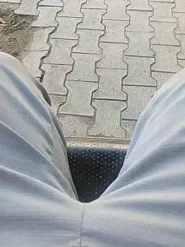 Snapshot of karandeep_Bhagat chatting on 10.12.25 karandeep Bhagat online show from 10.12.25