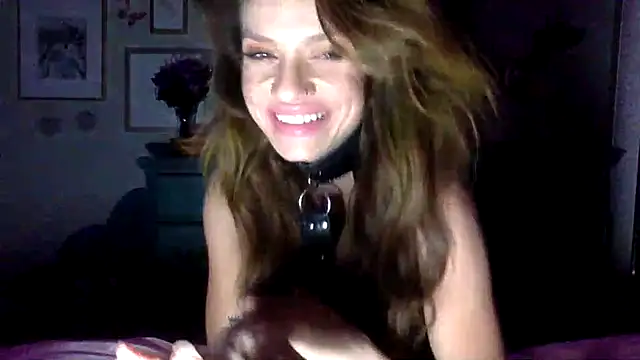 Texxaspearl online show from 10.14.25