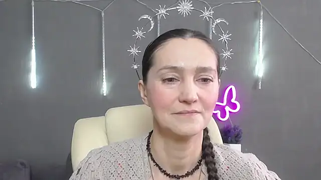 Snapshot of TayaFinch chatting on 04.30.26 TayaFinch online show from 04.30.26
