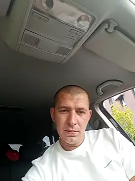 Snapshot of vasylAlarm chatting on 09.15.25 vasylAlarm online show from 09.15.25