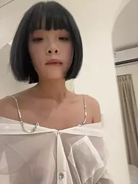 qiqi x online show from 01.14.26