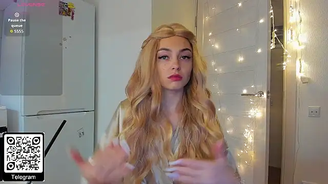 KristenHarrington online show from 12.18.25