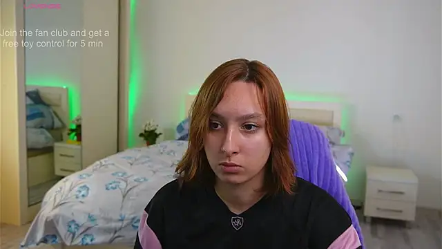 LilyannRosse online show from 10.12.25