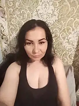 Mia24Blove online show from 05.04.26