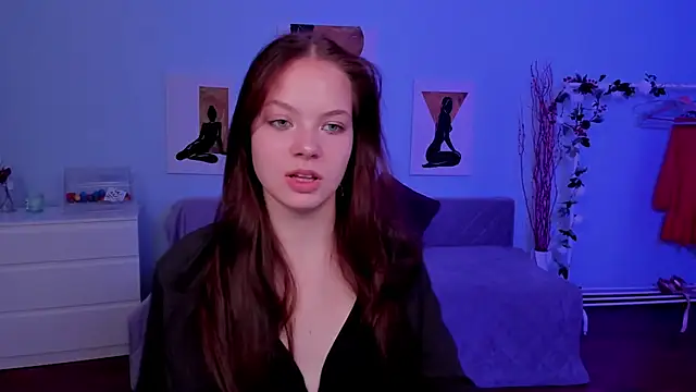 BetsyKiss online show from 09.21.25