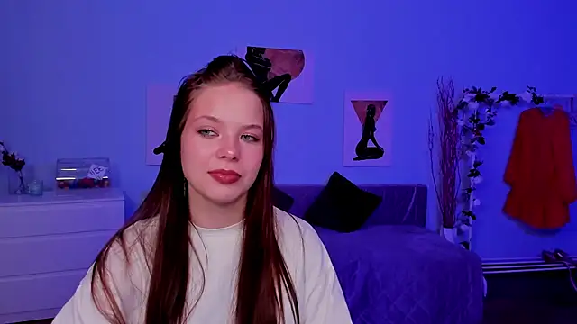 BetsyKiss online show from 10.22.25