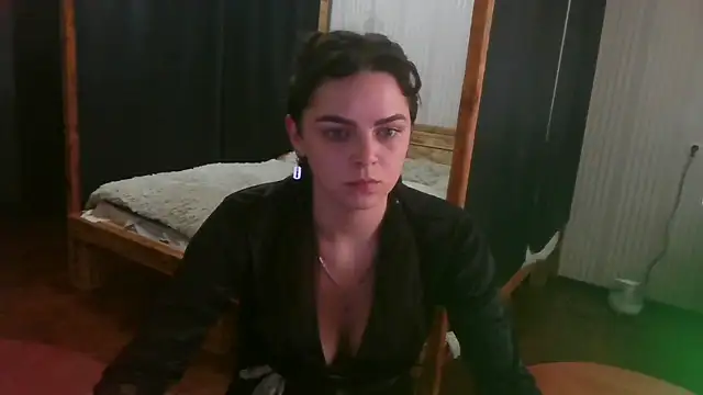 EthelsLover online show from 04.15.26