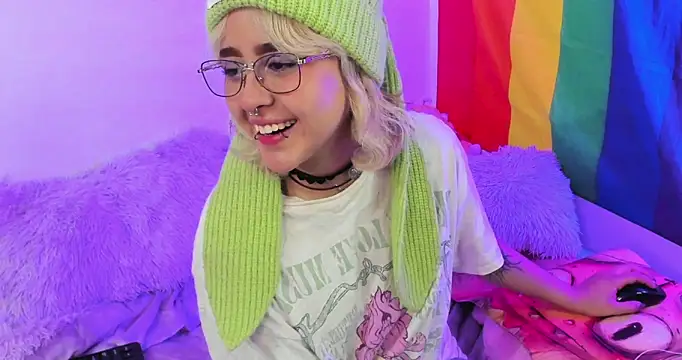 NekoWaifu online show from 10.08.25