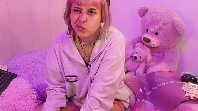 NekoWaifu online show from 04.15.26