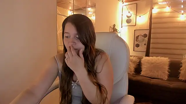 sophiee09  online show from 10.16.25