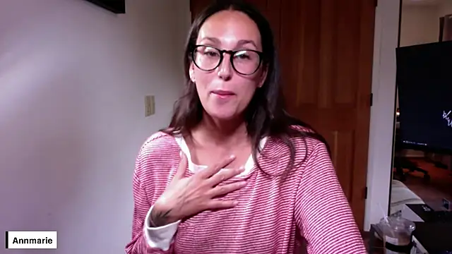 Snapshot of annmarieferrara chatting on 09.29.25 annmarieferrara online show from 09.29.25