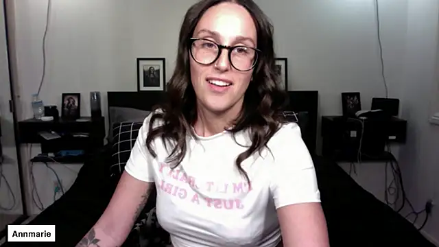 Snapshot of annmarieferrara chatting on 12.05.25 annmarieferrara online show from 12.05.25