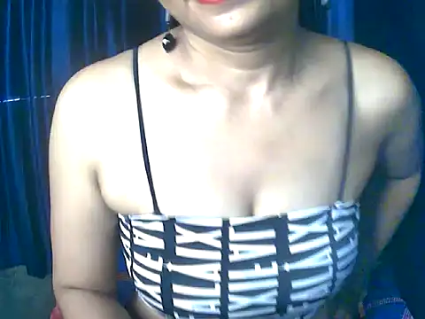 Snapshot of Sangeetha5 chatting on 09.25.25 Sangeetha5 online show from 09.25.25