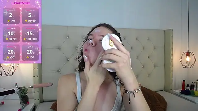 bycandy  online show from 11.03.25