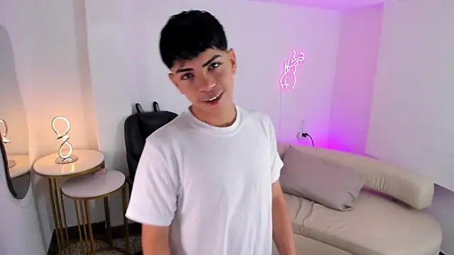 Peter chase online show from 10.11.25