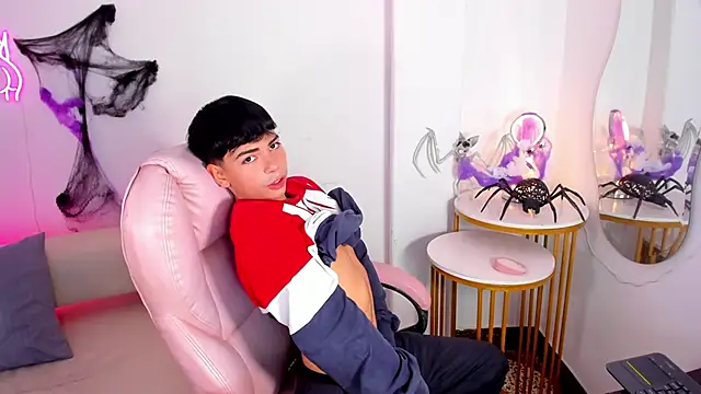 Peter chase online show from 10.18.25