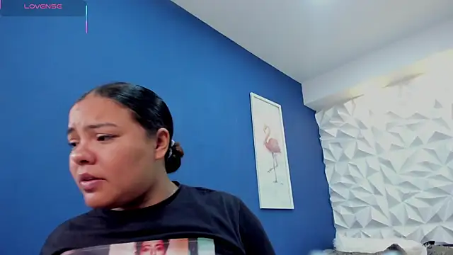 Snapshot of freya_cole_ chatting on 11.19.25 freya cole online show from 11.19.25