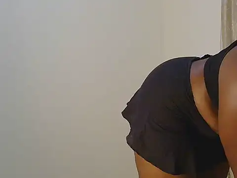 Snapshot of Dark-Berry23 chatting on 10.19.25 Dark-Berry23 online show from 10.19.25