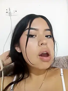 Emily Cat18 online show from 10.07.25