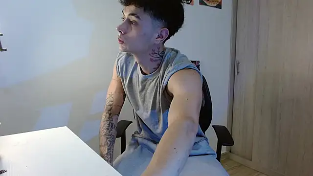 Snapshot of jaico_santos chatting on 07.18.26 jaico santos online show from 07.18.26