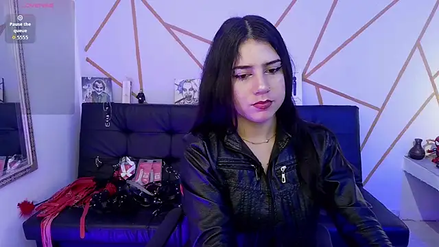 ilayra smith online show from 11.10.25