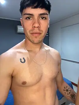 Alexxx27  online show from 10.21.25