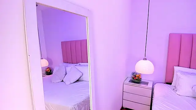 Amy Ferreira online show from 10.05.25