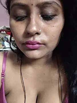 Jasmine Januja online show from 05.17.26