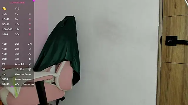 Yuni kim online show from 11.28.25