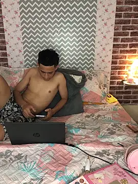 Snapshot of KaMila_M00N chatting on 09.29.25 KaMila M00N online show from 09.29.25