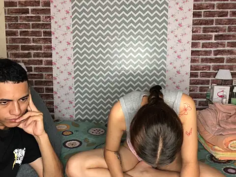 Snapshot of KaMila_M00N chatting on 10.11.25 KaMila M00N online show from 10.11.25