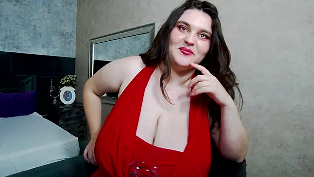 SaraElise online show from 09.16.25