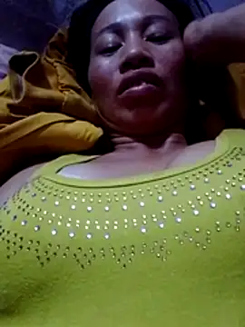 donna-bae online show from 04.17.26