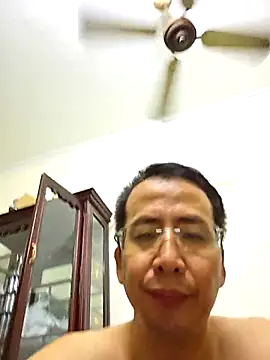 MaiHoang2k online show from 10.05.25