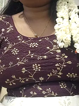 Snapshot of TAMIL_AMMUKUTTYY chatting on 02.25.26 TAMIL AMMUKUTTYY online show from 02.25.26