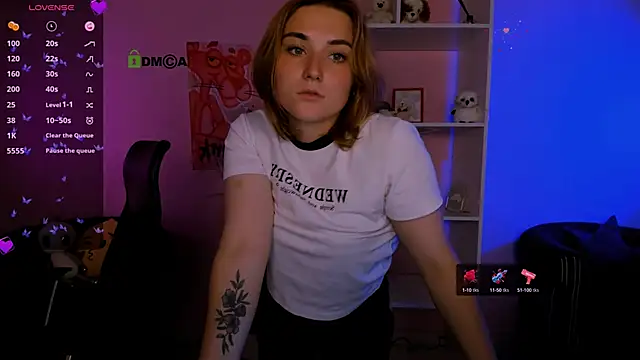 casey meow  online show from 09.24.25