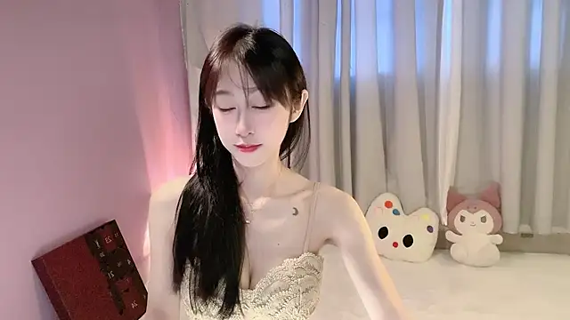 ai-ai-mi online show from 11.04.25