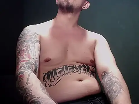 guesswhatbitch online show from 10.28.25