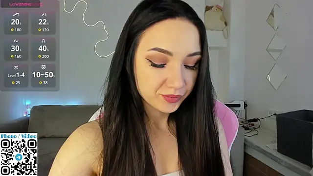 Helen Spark online show from 10.22.25