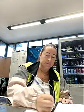 bichota85 online show from 10.07.25